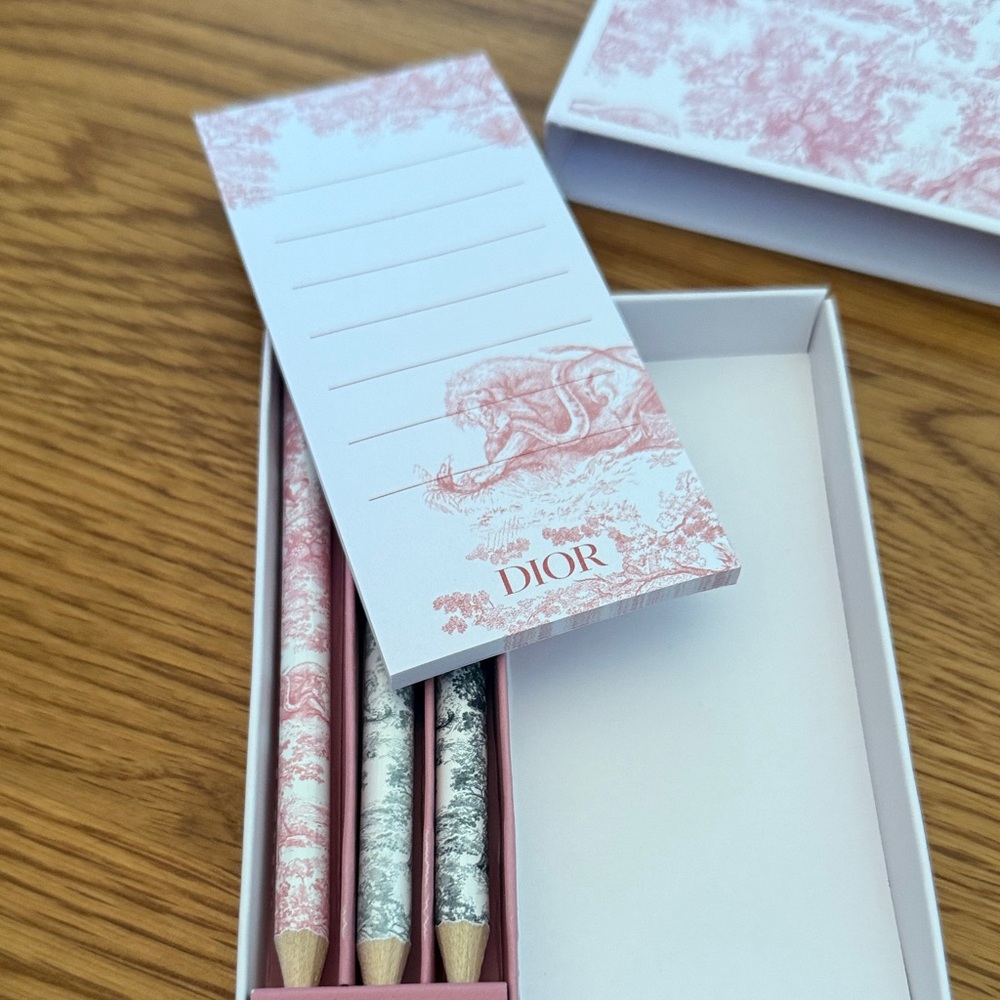 Dior Pink Stationery Set - Picture 3 of 5